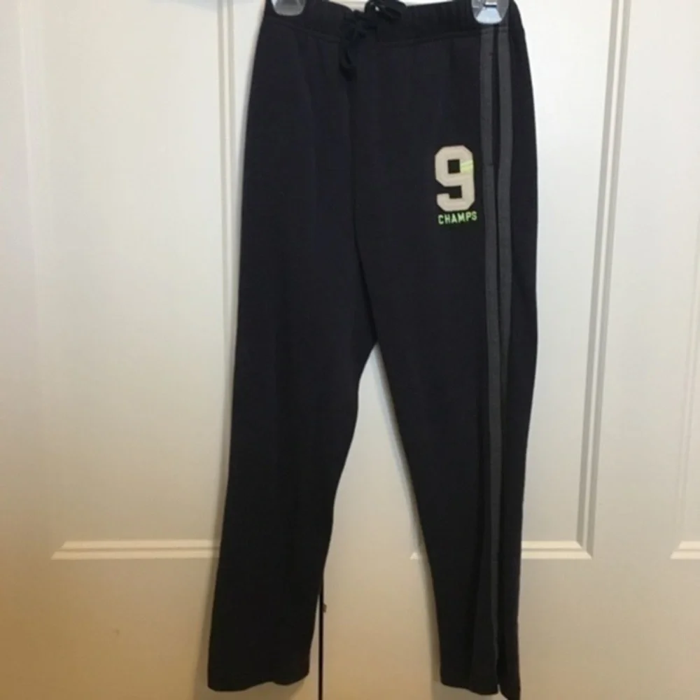 Boys size 10 navy Osh Kosh sweatpants